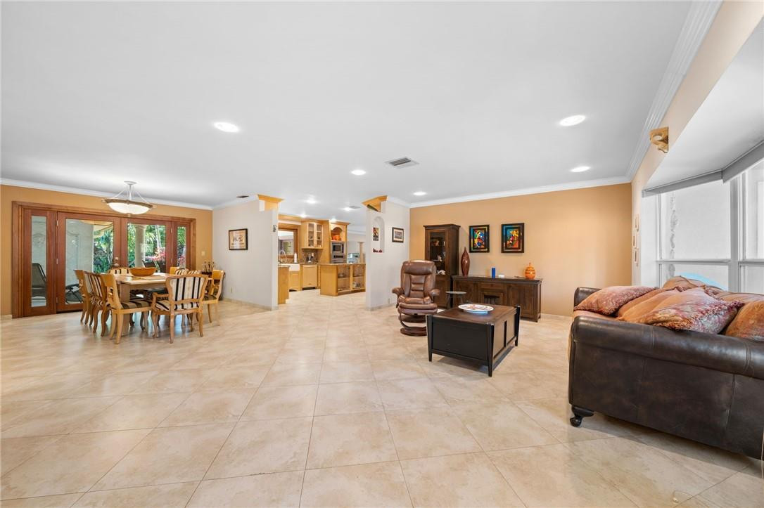 3800 North Park Road Hollywood, FL 33021 - Photo 5 of 27 a living room with furniture and couches with kitchen view