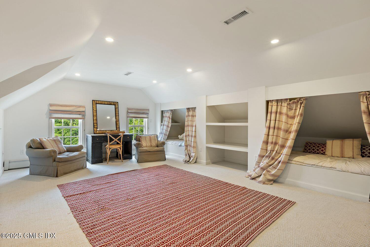 331 Round Hill Road Greenwich, CT 06831 - Photo 36 of 38 s40