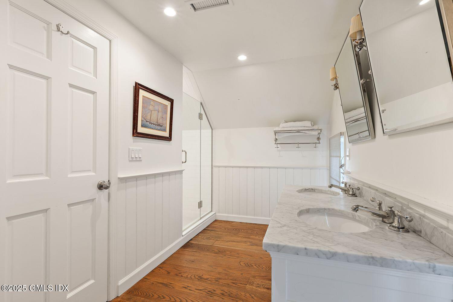 331 Round Hill Road Greenwich, CT 06831 - Photo 37 of 38 s41