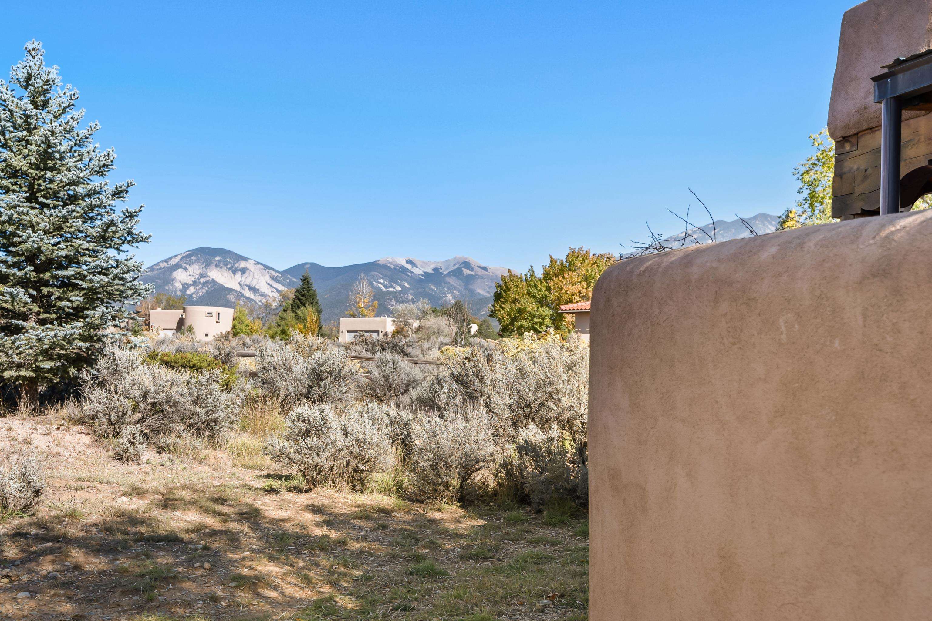 2 Tecolote Road El Prado, NM 87529 - Photo 29 of 39 Gallery Image 29