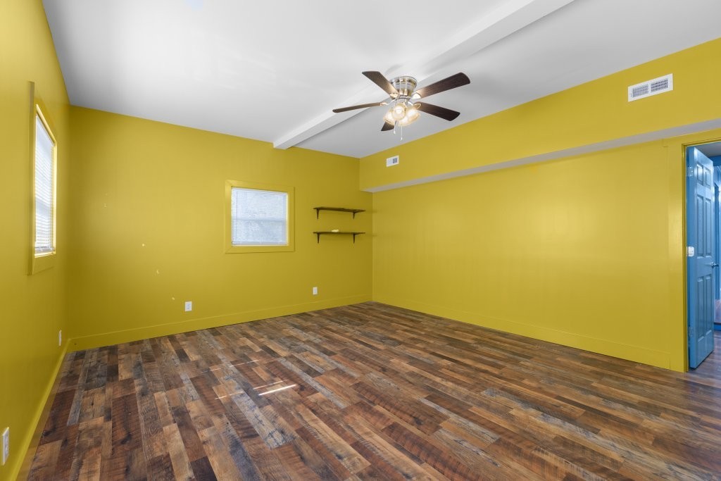 427 South Fair Street Morrison, TN 37357 - Photo 24 of 29 a view of a big room with wooden floor