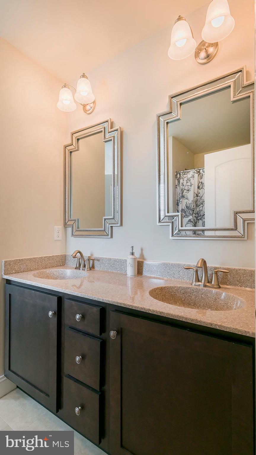 1020 Suffolk Drive Lititz, PA 17543 - Photo 35 of 49