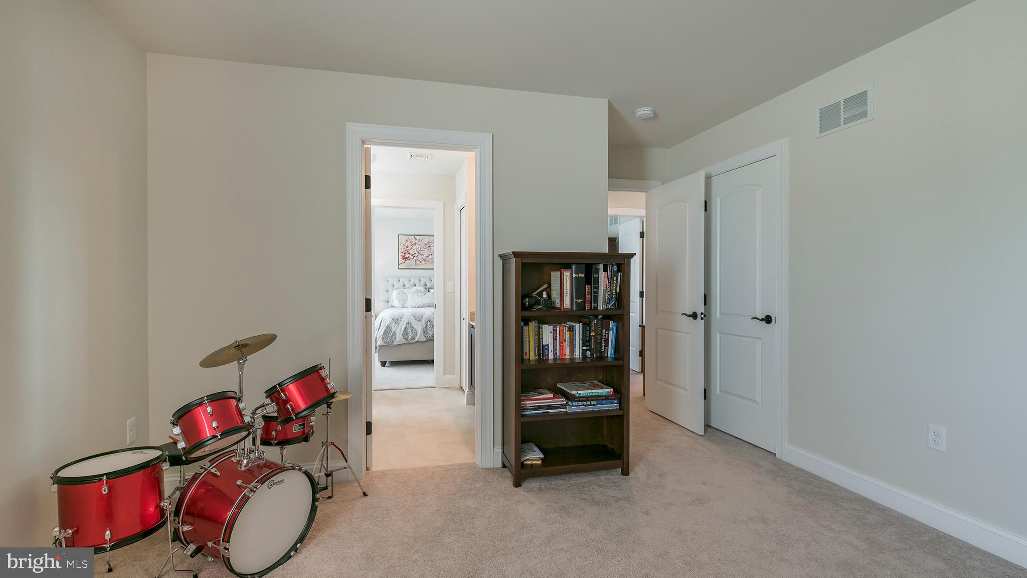 1020 Suffolk Drive Lititz, PA 17543 - Photo 39 of 49
