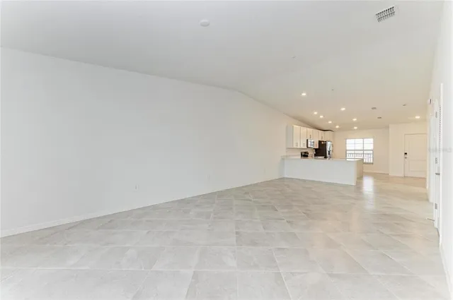 $3,300 | 19015 Scallop Loop, Unit 201, Lakewood Ranch, FL 34211