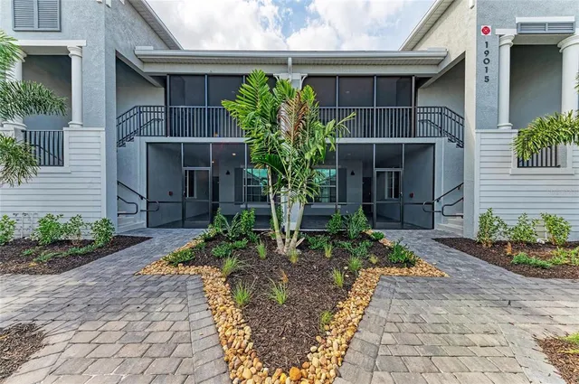 $3,300 | 19015 Scallop Loop, Unit 201, Lakewood Ranch, FL 34211