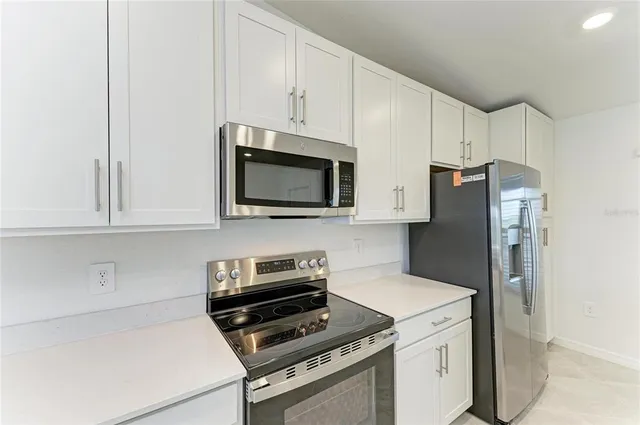 $3,300 | 19015 Scallop Loop, Unit 201, Lakewood Ranch, FL 34211