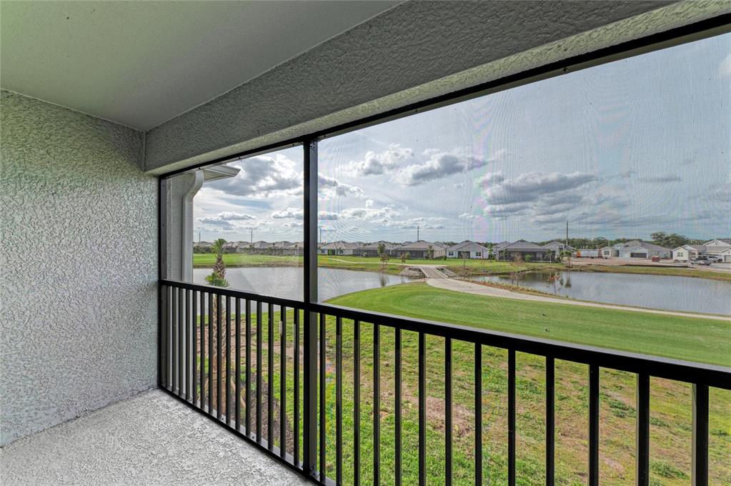 19015 Scallop Loop, Unit 7121 Lakewood Ranch, FL 34211 - Photo 8 of 48 a view of balcony with ocean