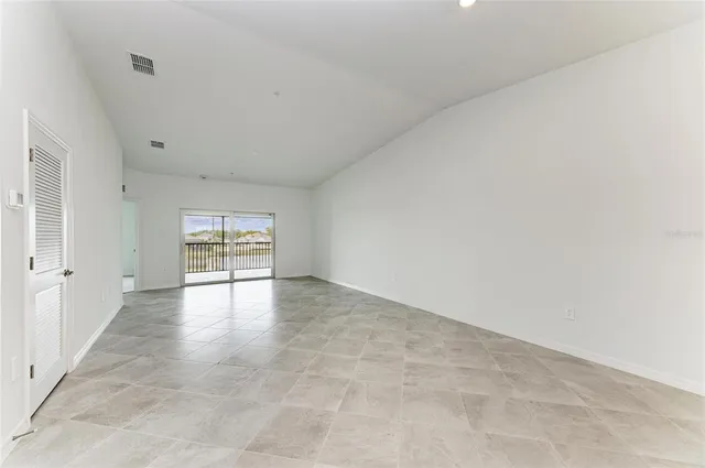 $3,300 | 19015 Scallop Loop, Unit 201, Lakewood Ranch, FL 34211