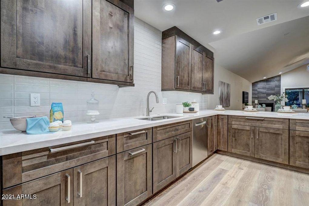 7331 East Valley View Road Scottsdale, AZ 85250 - Photo 12 of 33 Kitchen Sink area