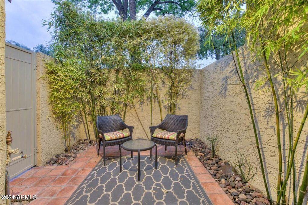 7331 East Valley View Road Scottsdale, AZ 85250 - Photo 30 of 33 Front Patio