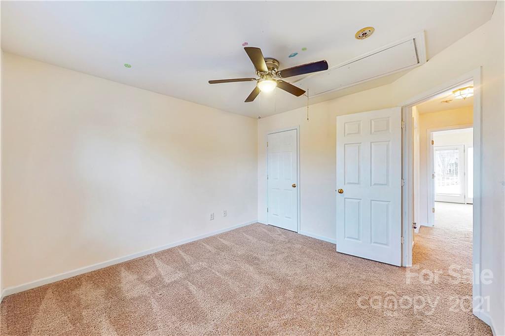 8902 Washam Potts Road Cornelius, NC 28031 - Photo 20 of 36 Gallery Image 20