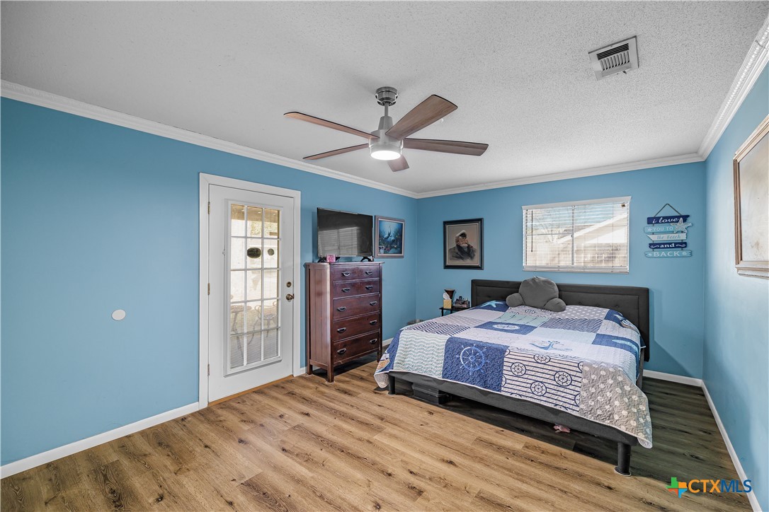 204 Brooks Road Victoria, TX 77904 - Photo 14 of 22 a bedroom with a bed and window