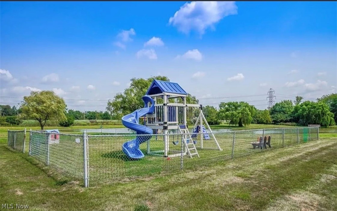 2691 Mull Avenue Akron, OH 44321 - Photo 21 of 23 community play area