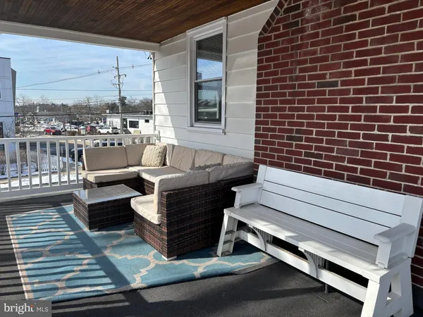 $2,250 | 659 North Main Street, Unit 3, Doylestown, PA 18901