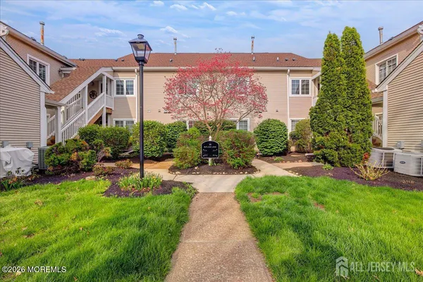 $2,600 | 38 Rutland Lane, Unit C, Monroe Township, NJ 08831