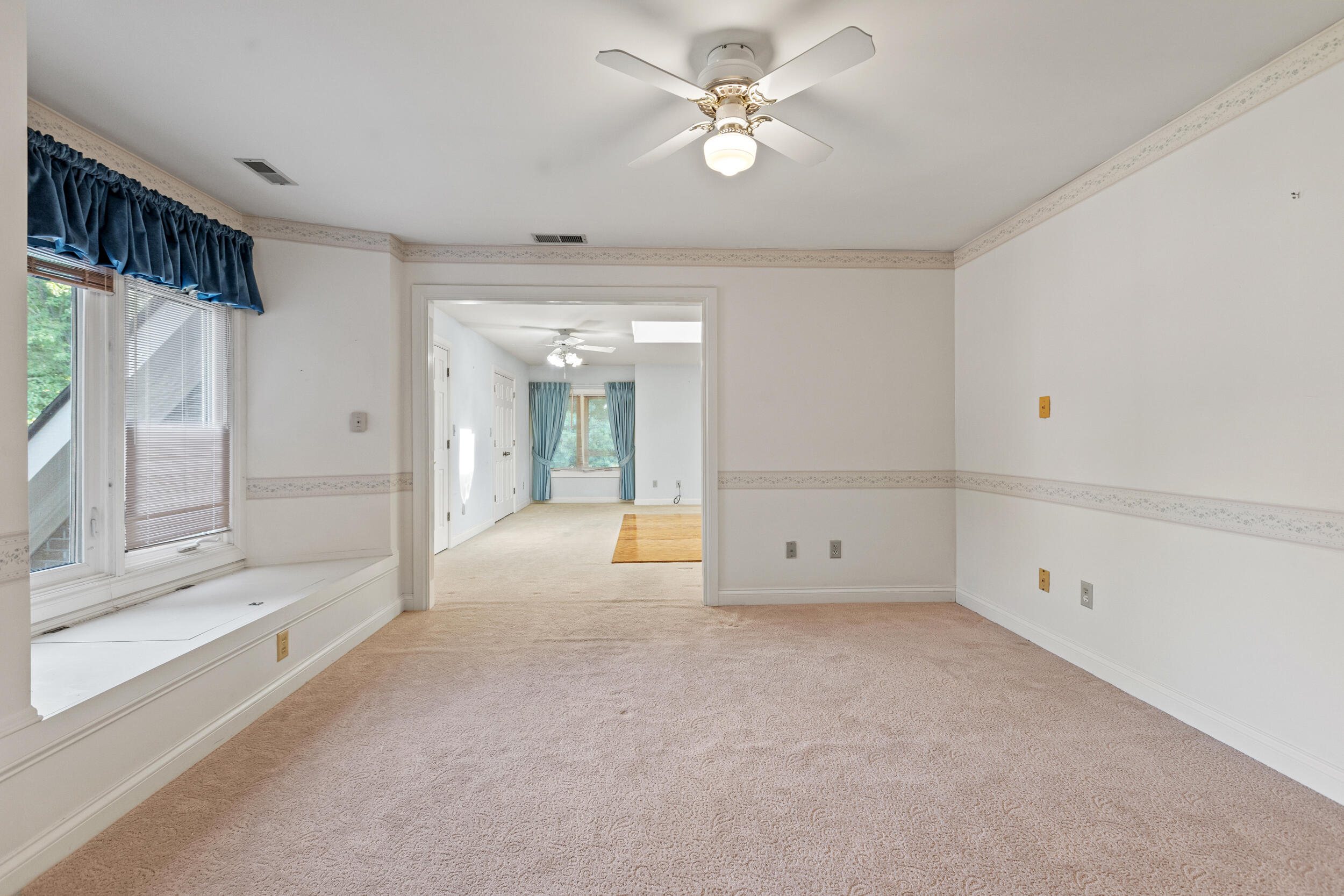 2137 Rollingdale Road Lexington, KY 40513 - Photo 28 of 42 28_img_2650