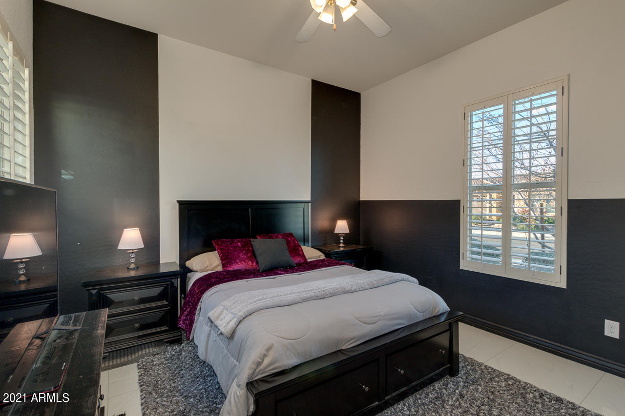 2237 East Saddlebrook Road Gilbert, AZ 85298 - Photo 23 of 49 Room 1