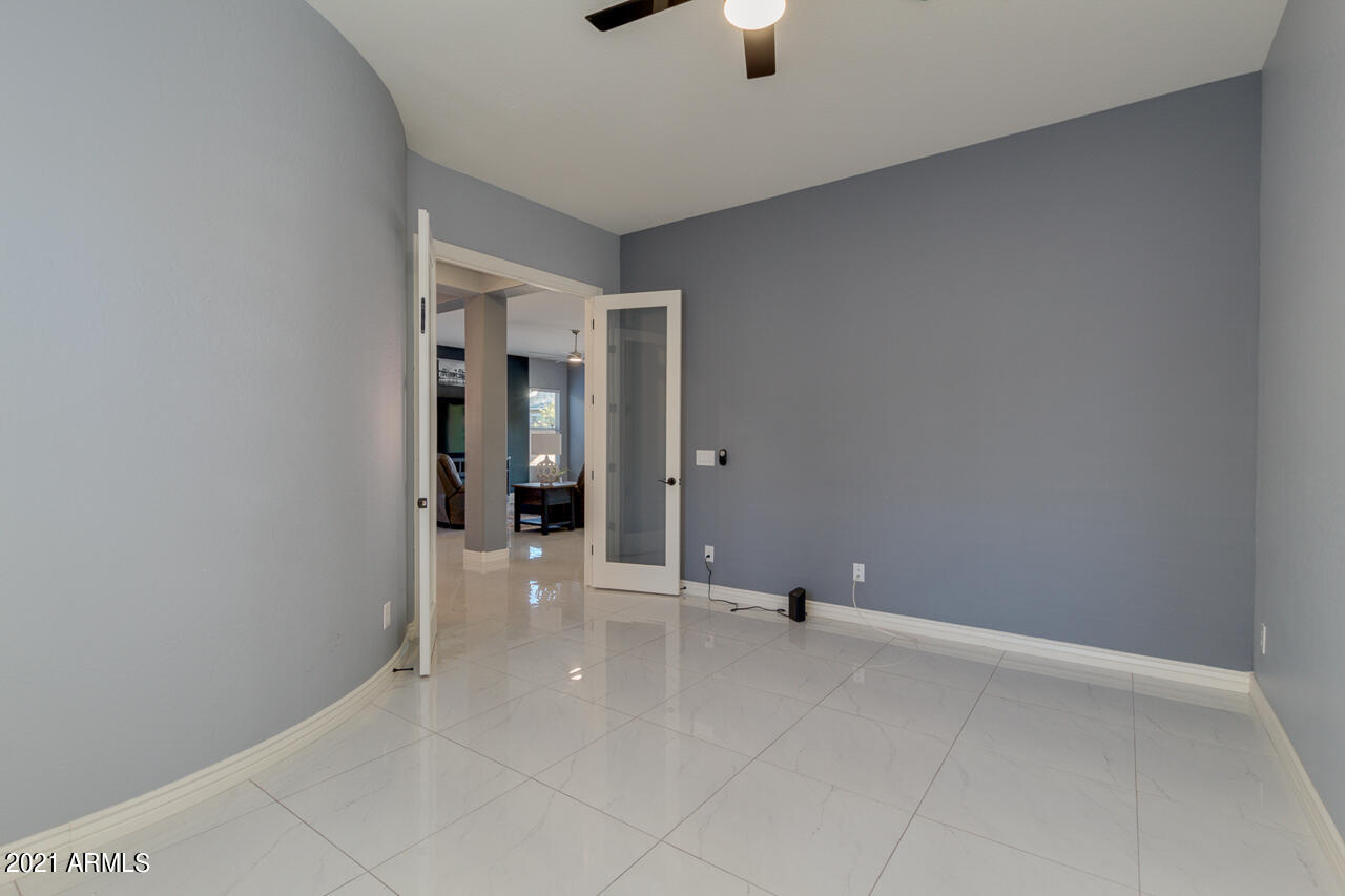 2237 East Saddlebrook Road Gilbert, AZ 85298 - Photo 25 of 49 Den or office with double doors