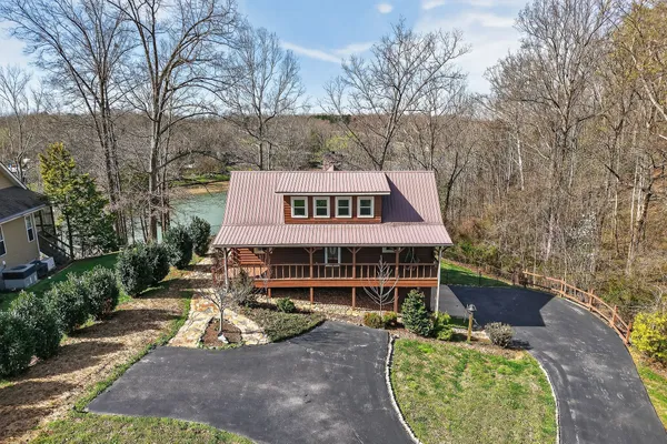 $819,000 | 142 Rayahs Way, Quebeck, TN 38579