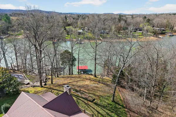 $819,000 | 142 Rayahs Way, Quebeck, TN 38579