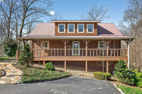 $819,000 | 142 Rayahs Way, Quebeck, TN 38579