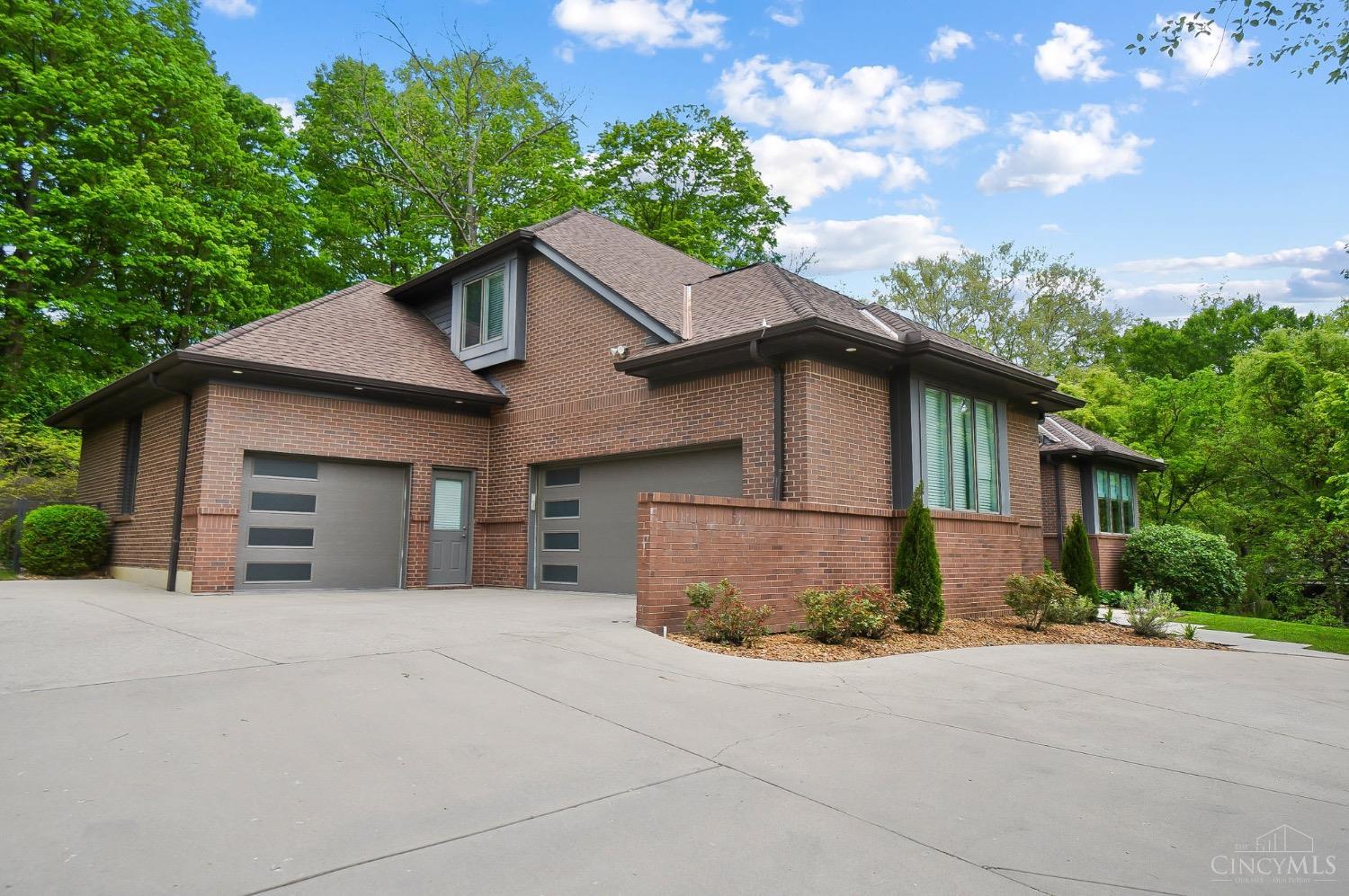 11241 Snider Road Cincinnati, OH 45249 - Photo 9 of 98 Gallery Image 9