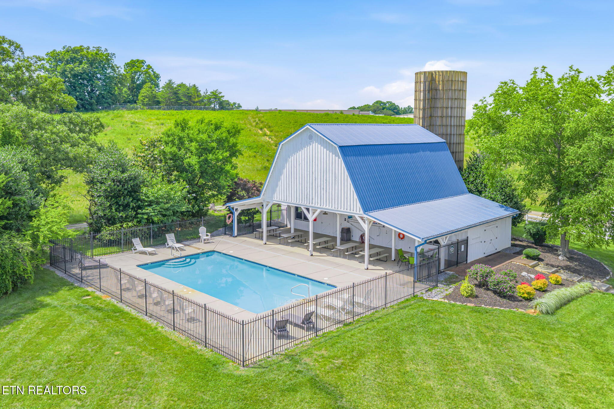 138 Country Way Road Vonore, TN 37885 - Photo 47 of 50 70-web-or-mls-138 Country Way-70