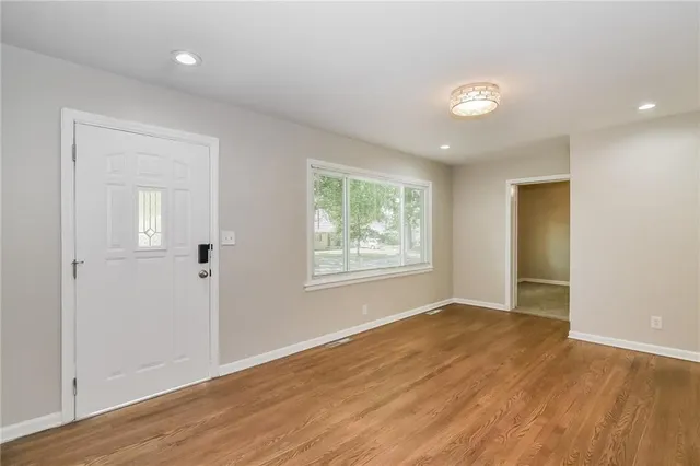 $1,840 | 12804 East Bowen Street, Independence, MO 64055