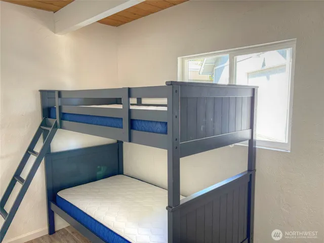 $499,950 | 81 East Panorama Way, Grapeview, WA 98546