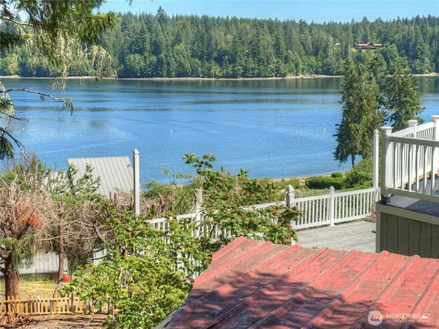 $499,950 | 81 East Panorama Way, Grapeview, WA 98546