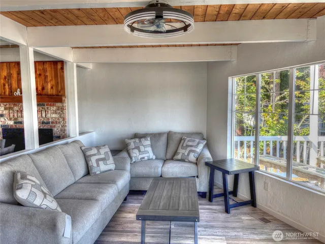 $499,950 | 81 East Panorama Way, Grapeview, WA 98546