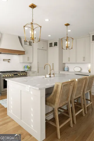 $975,000 | 4542 Montclair Circle, Gainesville, GA 30506