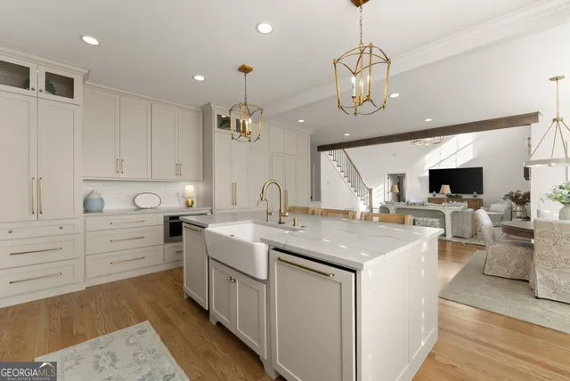 $975,000 | 4542 Montclair Circle, Gainesville, GA 30506