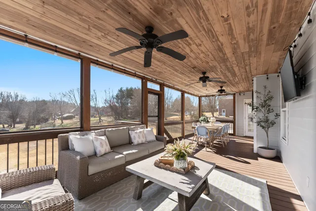 $975,000 | 4542 Montclair Circle, Gainesville, GA 30506