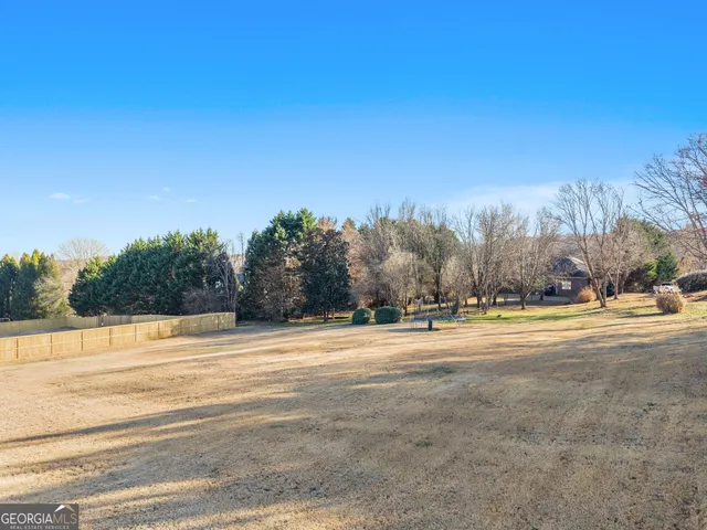 $975,000 | 4542 Montclair Circle, Gainesville, GA 30506