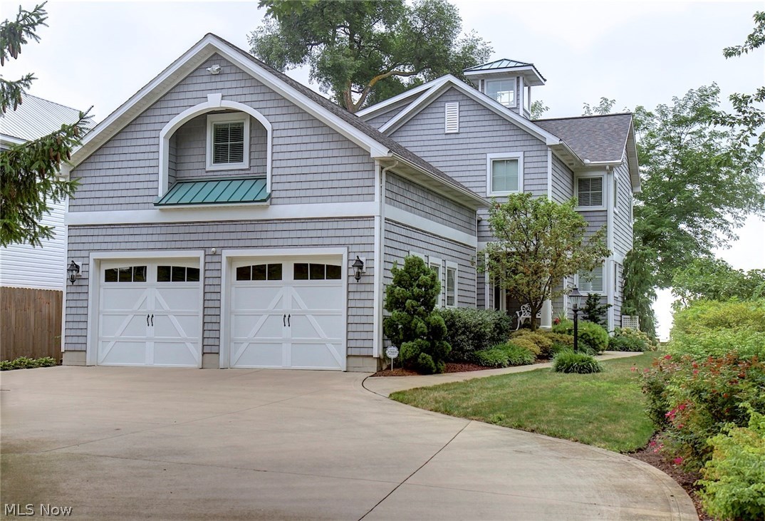 2719 East Sand Road Port Clinton, OH 43452 - Photo 1 of 32 Gallery Image 1