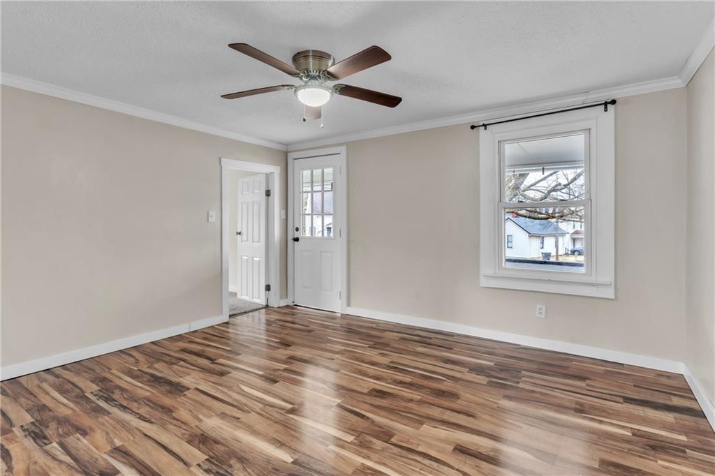 1665 Mercer Road Ellwood City, PA 16117 - Photo 2 of 36