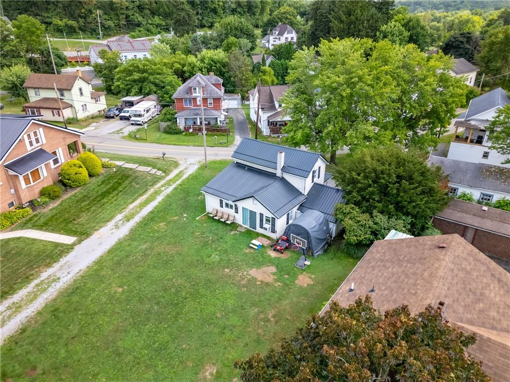 1665 Mercer Road Ellwood City, PA 16117 - Photo 31 of 36