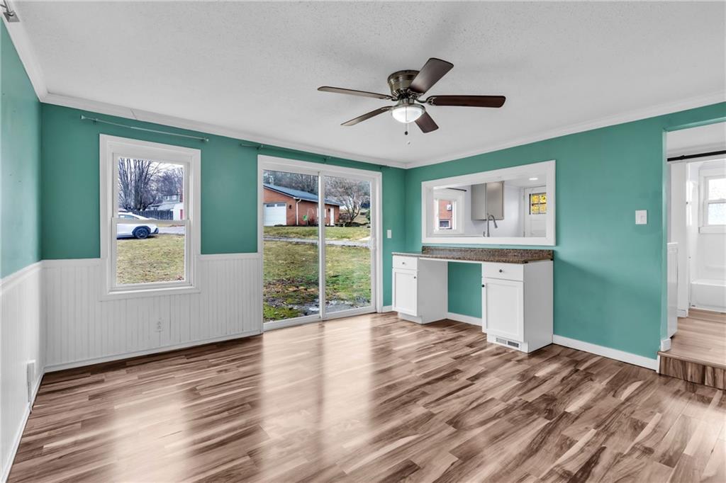 1665 Mercer Road Ellwood City, PA 16117 - Photo 7 of 36