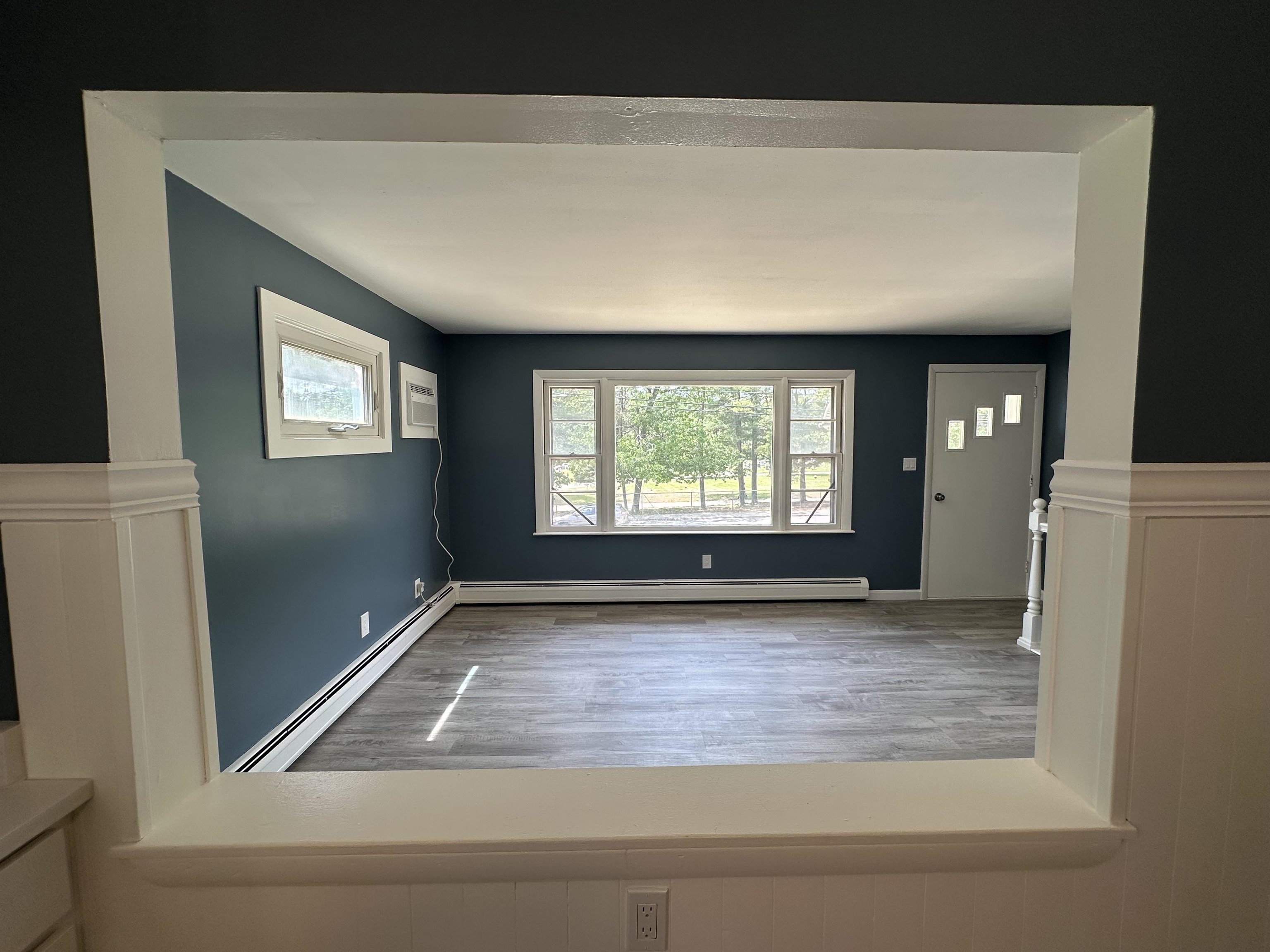 695 Calef Road Manchester, NH 03103 - Photo 16 of 34
