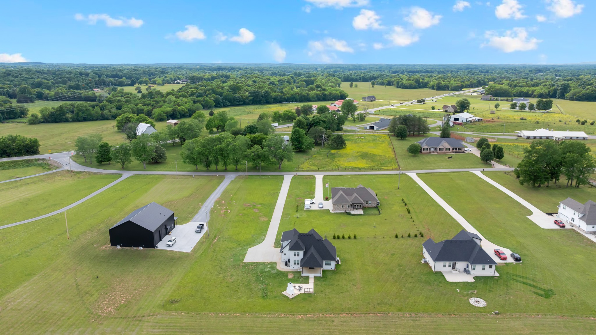832 Longview Road Shelbyville, TN 37160 - Photo 25 of 27 Gallery Image 25