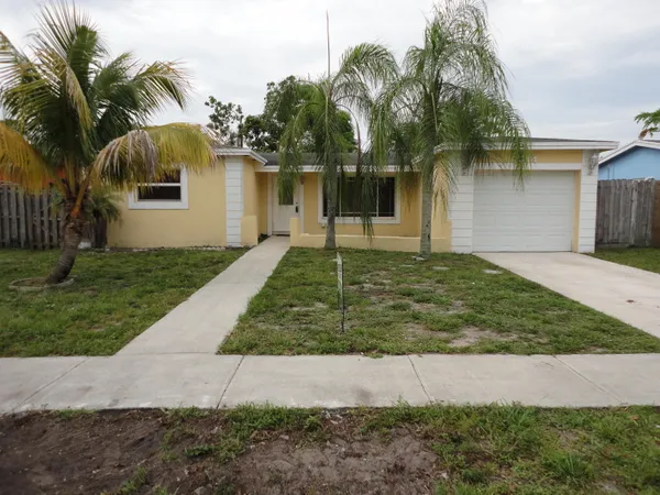$2,950 | 7814 Northwest 1st Court, Margate, FL 33063
