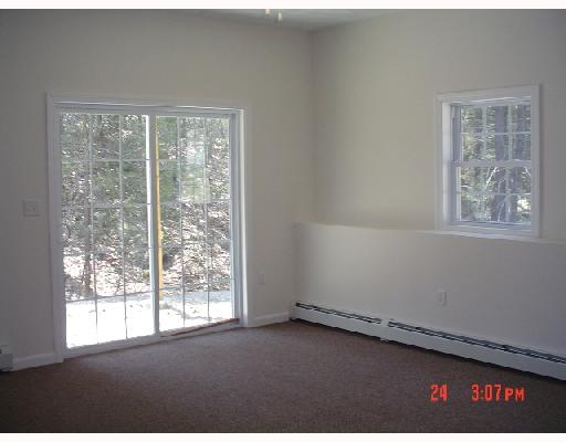83 Sand Dam Road Glocester, RI 02814 - Photo 5 of 8 Den/Family/Great Room.