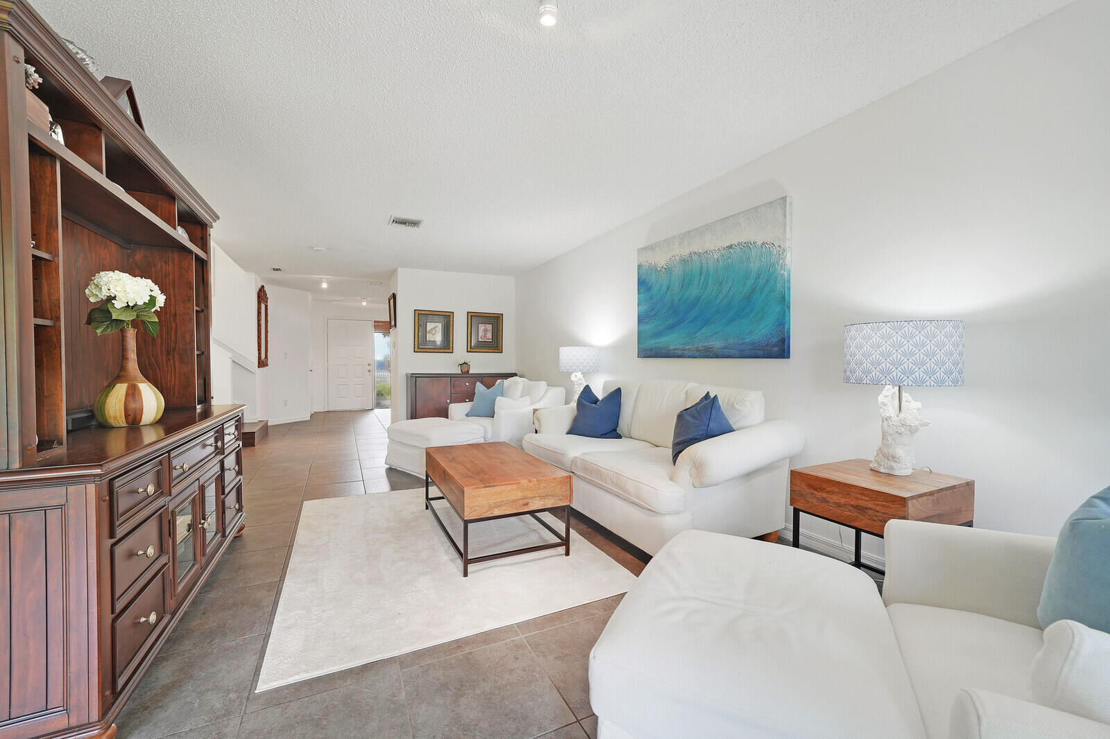 5282 Sapphire Valley Boca Raton, FL 33431 - Photo 5 of 34 Tile flooring