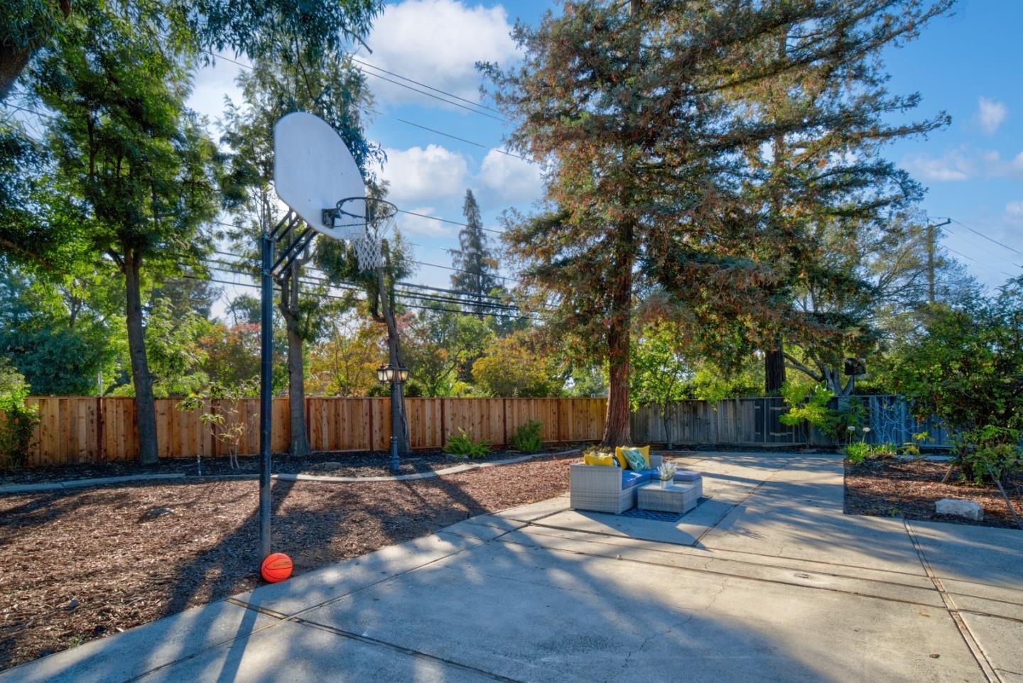 18444 Purdue Drive Saratoga, CA 95070 - Photo 29 of 31