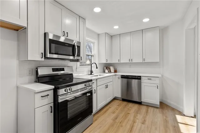 $215,000 | 137 West 85th Street, Kansas City, MO 64114