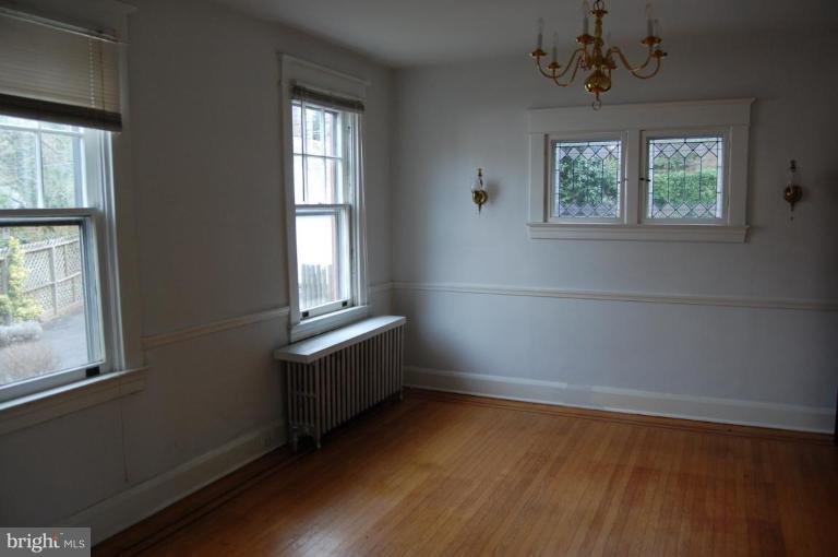 417 Wingate Road Baltimore, MD 21210 - Photo 12 of 13 Dining Room
