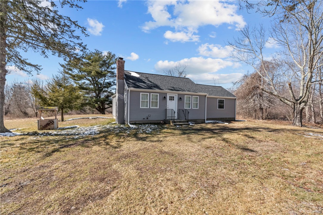 1225 Chopmist Hill Road Scituate, RI 02857 - Photo 2 of 23