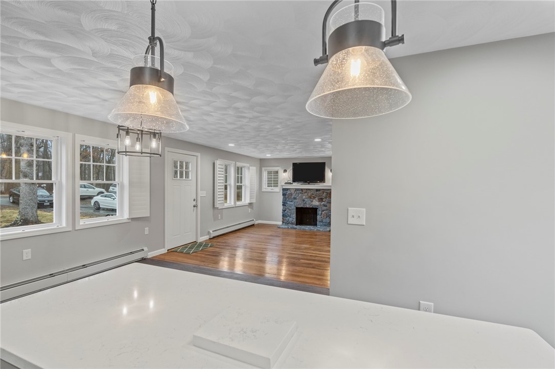1225 Chopmist Hill Road Scituate, RI 02857 - Photo 6 of 23