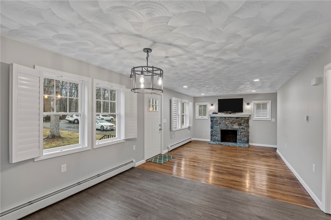 1225 Chopmist Hill Road Scituate, RI 02857 - Photo 7 of 23